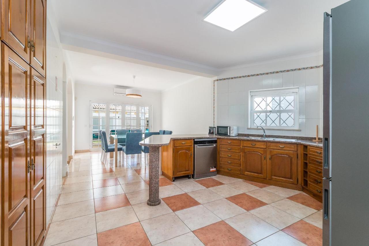 לאגוּ‏ש New Dawn'S Guesthouse By Algarve Golden Properties מראה חיצוני תמונה