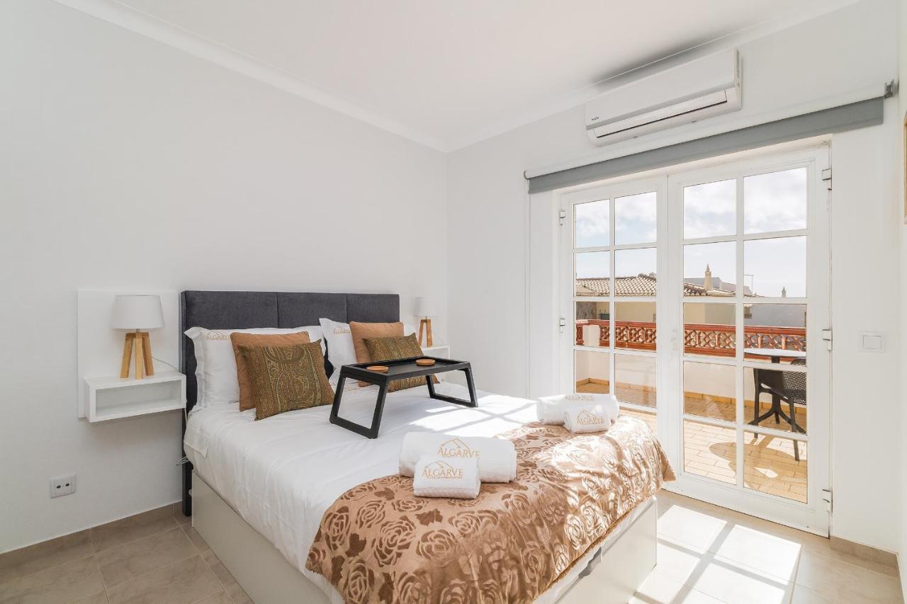 לאגוּ‏ש New Dawn'S Guesthouse By Algarve Golden Properties מראה חיצוני תמונה